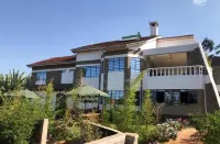 ViVa Gardens Hotels in Ngenda