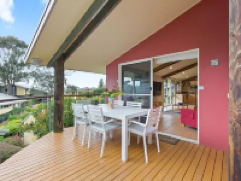 Tathra Beach House Holiday Apartments Hotels in Bega