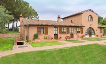 Thyme Apt with Shared Pool