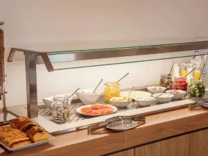 Sampatiki Suites - Seaview Luxury Suites with Breakfast and Spa