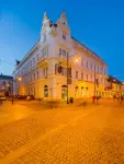 Hotel Imparatul Romanilor Hotel dekat Strada Nicolae Balcescu