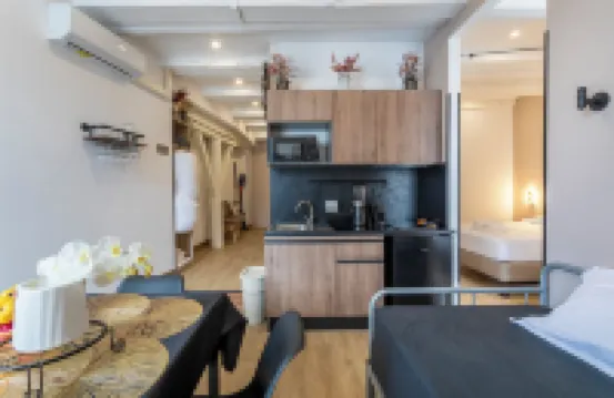 阿迪拉馬賽潘尼爾