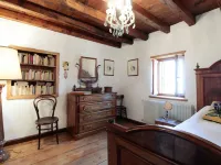 Charming Alpine Retreat for 9