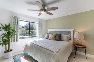 400 South Hotels in Merritt Island