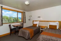 Eden's Edge Lodge Hotels in 