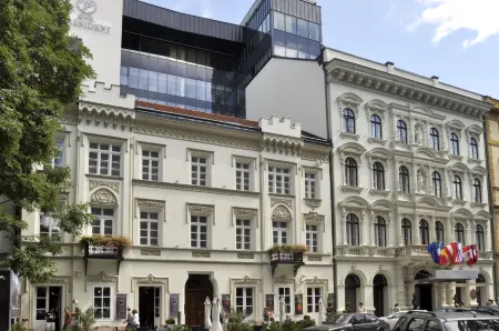 Hotel President Budapest Отели рядом с достопримечательностью «Óbuda Synagogue»