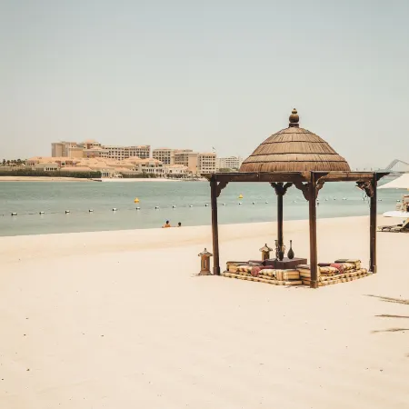 Shangri la Hotel Qaryat Al Beri Abu Dhabi