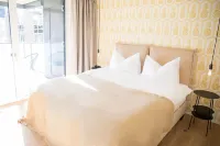 Gubelhof Suites Hotel a 