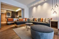 Traumhotel Alpina Superior --Luxushotel Mit Badesee Hotels in Wald im Pinzgau