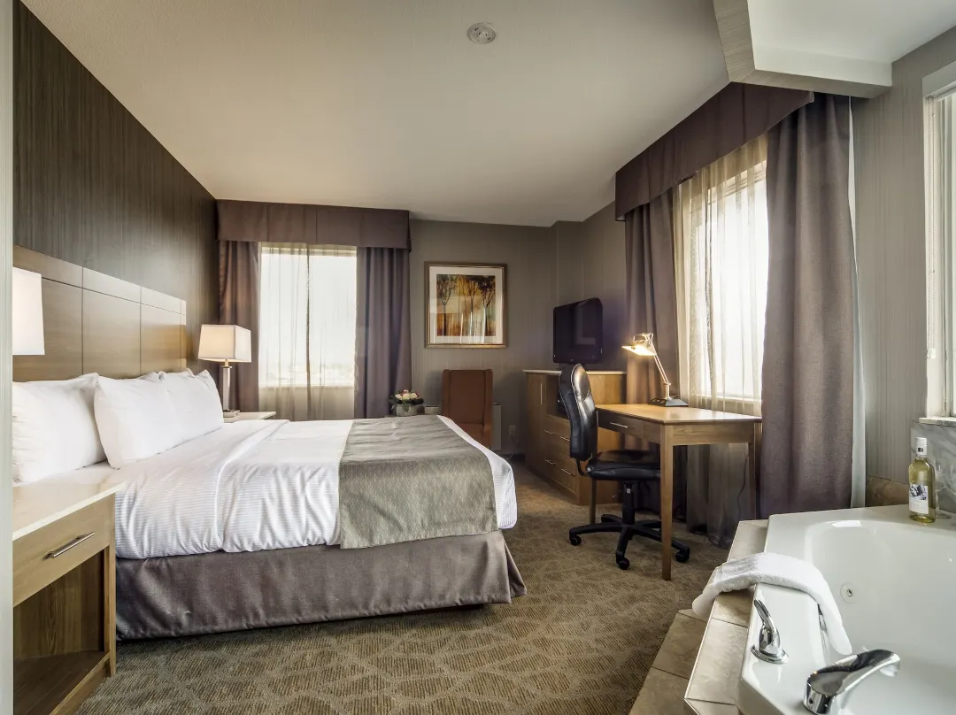 Monte Carlo Inn Airport Suites - Brampton