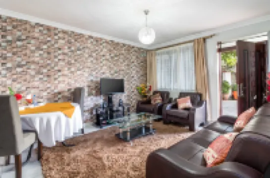 Javilla Eagles Safari Guest house