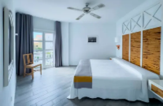 Apartamentos Parque del Sol