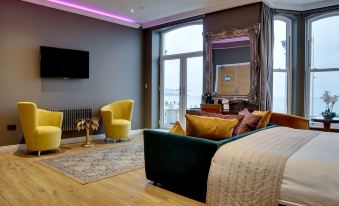 Halvard Hotel
