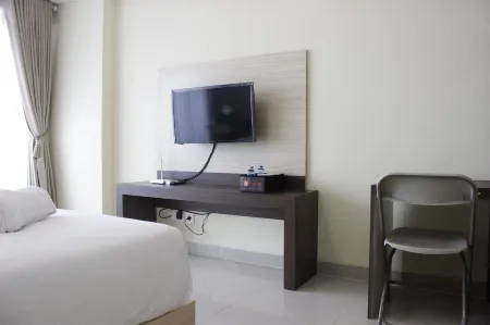 Scenic & Comfy Studio at Beverly Dago Near Itb