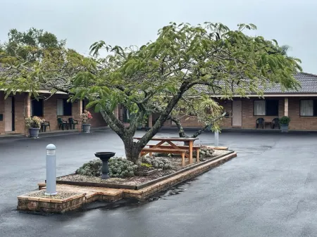 Milgate Motel Отели в г. Фернсайд