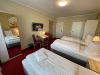 Palm Premium Hotel & Apartments Hotels in Düsseldorf