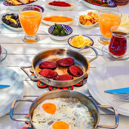 İrinikos Otel