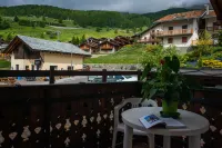 Santa San - con vista montagne