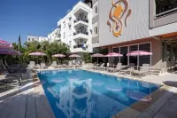 Lara Olympos Hotel - สระว่ายน้ำส่วนตัว