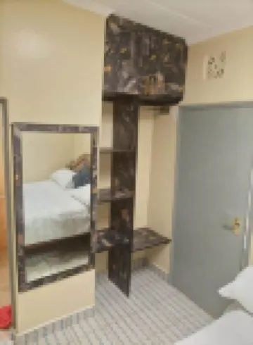 ステイ.プラス シアントナス アパートメント ナロク のホテル