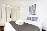 Lovely 3 Bedroom Apartment in the Heart of Downtown Arequipa for 6 Pax Hotel di 