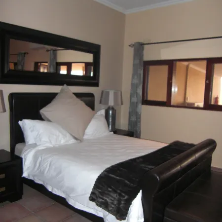 Shamba Lodge