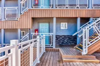 Seagull Beachfront Inn - Motels