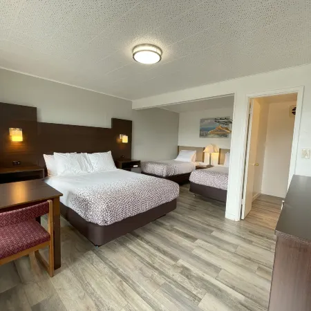 Holiday Motel