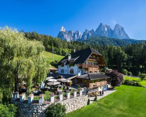 ゴルフホテル ゾンネ カステルロットのホテル