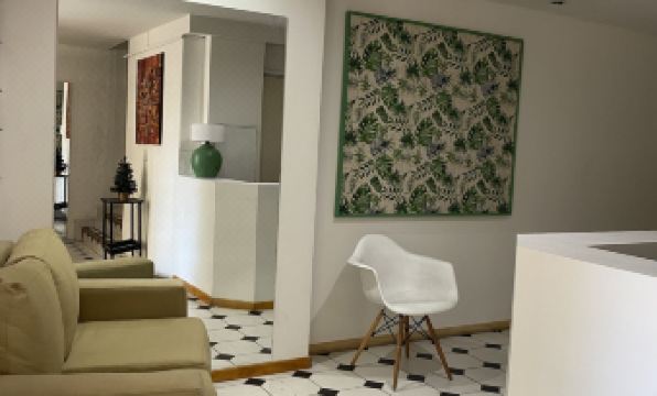 Portillo Apartments