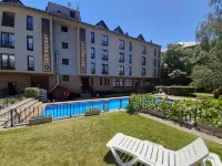 Pey Resort - Pools