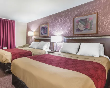 Econo Lodge Hotels in Orillia