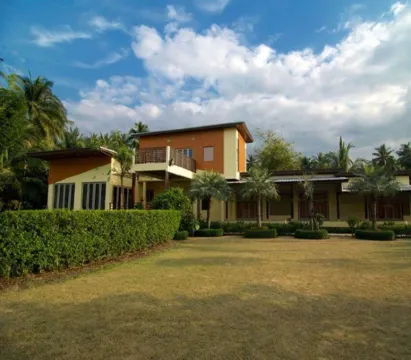 Baan Phor Bangkontee Hotels in Bang Khonthi