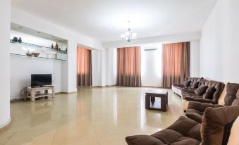 Apartment on Chikobava STR. - Housity