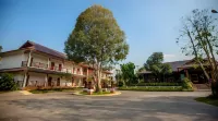 NAN Green Lake View Resort Hotels in Chaiyasathan