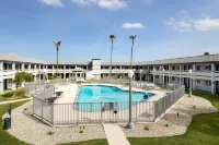 Spark by Hilton Santa Nella