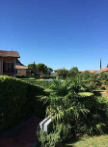 Vacation apartment in a quiet and sunny location, close to the center