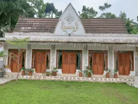 Saputri Cultural Backyard Hotels in North Sumedang