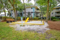 Stylish Villa with Balcony and Resort Amenities - Chic Coastal Escape