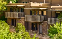 Private Patios and Stunning Views - Beautiful Elegant Retreat Hotels in Tesuque