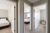 Charming Hideaway with Expansive Backyard - Serene Family Retreat Hotels near Emerald Preserve Park