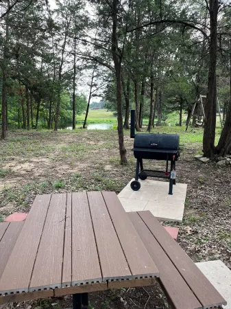 WHITLOCK CABIN Отели рядом с достопримечательностью «Лейк Брайан»