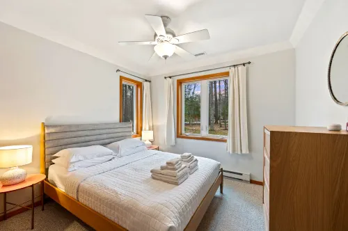 Charming Cottage with Fire Pit and Outdoor Grill - Inviting Getaway Các khách sạn ở Egg Harbor