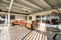 Breathtaking Panoramic Views and Saltwater Pool - Stunning Sanctuary