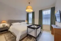 Cozy Cottage and Modern Amenities - Charming Getaway Các khách sạn gần Hersheypark