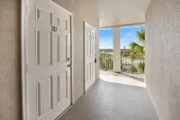 Gulf Views and Spacious Balcony - Inviting Coastal Haven