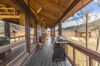 Unmatched Mountain Views and Outdoor Adventure - Stunning Log Retreat