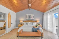 Private Pool and Cozy Fire Pit - Breathtaking Hilltop Retreat