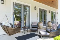Beautiful 8-bedroom house Sleeps 24 in Santa Rosa Beach. Private Pool & Hot Tub