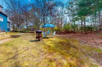 Second-floor home with Manomet Beach access, deck, firepit & outdoor space